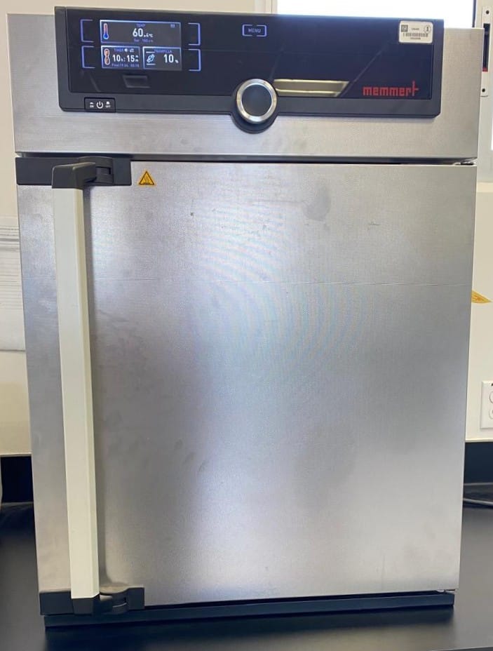 Figure 4. Oven with the complete setup, pre-heated to 180 °C ± 5 °C, shown here during a strictly controlled experiment conducted over a period of 10 hours ± 30 minutes. Figure 4. Oven with the complete setup, pre-heated to 180 °C ± 5 °C, shown here during a strictly controlled experiment conducted over a period of 10 hours ± 30 minutes.