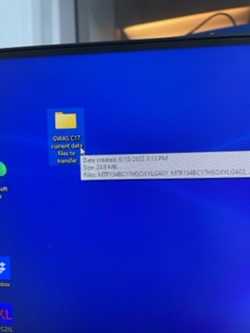 desktop folder for easy access to current data to be transferred desktop folder for easy access to current data to be transferred