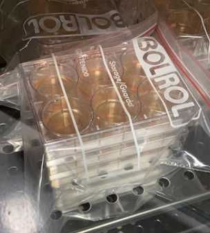 Figura 2. Ensayos de plaqueo viral en bolsa plástica con cierre hermético durante 7 días. Figura 2. Ensayos de plaqueo viral en bolsa plástica con cierre hermético durante 7 días.